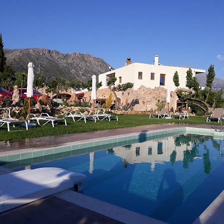 Aravanes Thronos Exterior photo